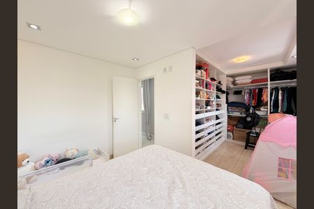 Apartamento à venda com 48m², 2 quartos e 1 vagaQuarto com closet