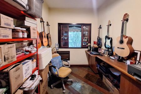 Casa de condomínio à venda com 150m², 3 quartos e 3 vagasQuarto 1