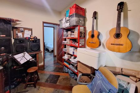 Casa de condomínio à venda com 150m², 3 quartos e 3 vagasQuarto 1