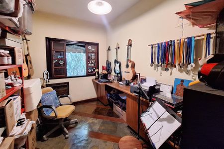 Casa de condomínio à venda com 150m², 3 quartos e 3 vagasQuarto 1