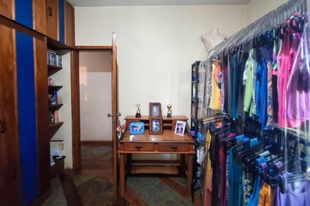 Casa de condomínio à venda com 150m², 3 quartos e 3 vagasQuarto 2
