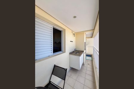 Apartamento à venda com 62m², 2 quartos e 1 vaga Apartamento à venda com 62m², 2 quartos e 1 vagaVaranda