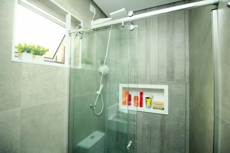 Casa à venda com 105m², 3 quartos e 2 vagas Casa à venda com 105m², 3 quartos e 2 vagasBanheiro Social