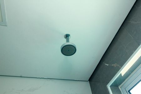 Casa à venda com 105m², 3 quartos e 2 vagas Casa à venda com 105m², 3 quartos e 2 vagasBanheiro da Suíte