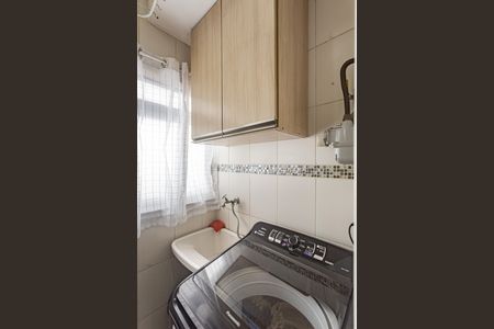 Apartamento à venda com 64m², 2 quartos e 1 vagaÁrea de Serviço