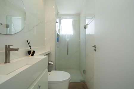 Apartamento à venda com 46m², 2 quartos e 1 vaga Apartamento à venda com 46m², 2 quartos e 1 vagaBANHEIRO