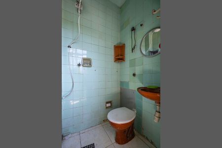 Apartamento à venda com 210m², 3 quartos e 2 vagasÁrea de Serviço - Banheiro