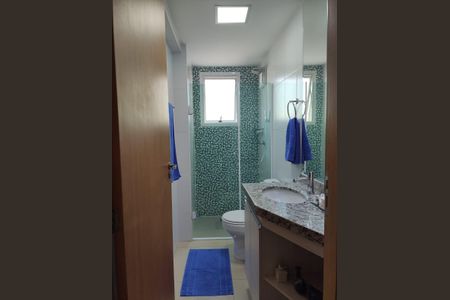 Banheiro de apartamento à venda com 2 quartos, 65m² em Buritis, Belo Horizonte