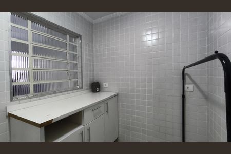Casa à venda com 220m², 3 quartos e 2 vagasÁrea de Serviço