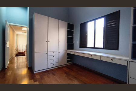 Casa à venda com 220m², 3 quartos e 2 vagasQuarto 1