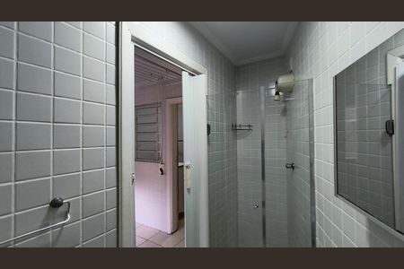 Casa à venda com 220m², 3 quartos e 2 vagasBanheiro de serviço