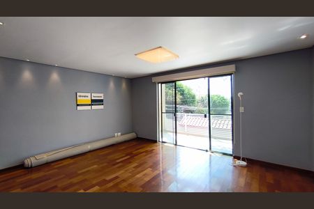 Sala de casa à venda com 3 quartos, 220m² em Vila Mariana, São Paulo