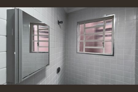 Casa à venda com 220m², 3 quartos e 2 vagasBanheiro de serviço