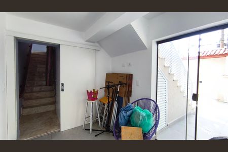 Casa à venda com 220m², 3 quartos e 2 vagasAcesso