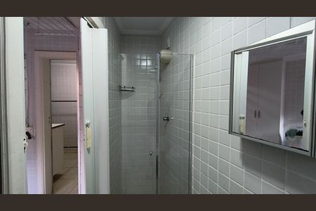 Casa à venda com 220m², 3 quartos e 2 vagasBanheiro de serviço