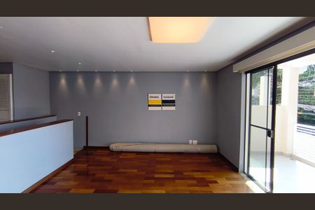 Casa à venda com 220m², 3 quartos e 2 vagasSala