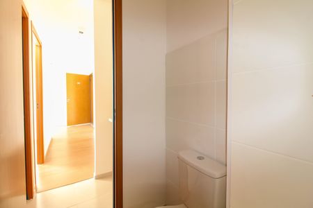 Apartamento para alugar com 49m², 2 quartos e 1 vaga Apartamento para alugar com 49m², 2 quartos e 1 vagaBanheiro