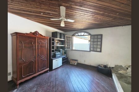 Casa à venda com 250m², 7 quartos e 3 vagas