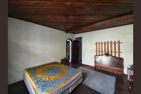 Casa à venda com 250m², 7 quartos e 3 vagas