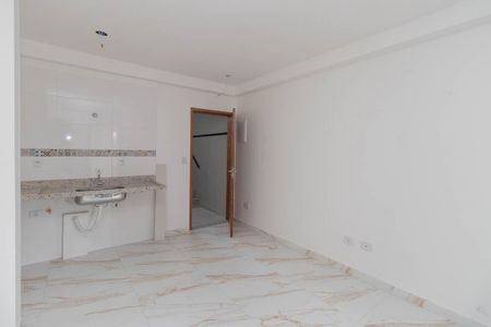 Cozinha e Área de Serviço de apartamento para alugar com 2 quartos, 49m² em Vila Mazzei, São Paulo
