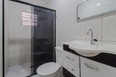 Banheiro de casa para alugar com 1 quarto, 40m² em Rp4 (regiões de Planejamento), Mauá
