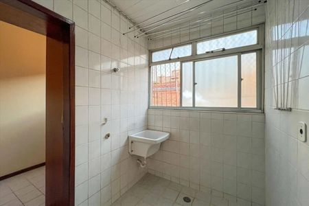 Apartamento à venda com 85m², 3 quartos e 2 vagasÁrea de serviço 