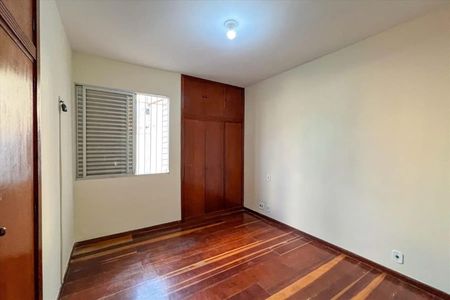 Apartamento à venda com 85m², 3 quartos e 2 vagasQuarto 
