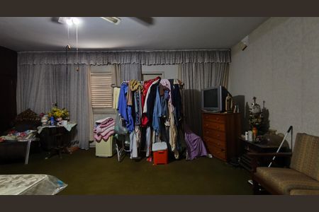 Casa para alugar com 212m², 3 quartos e 2 vagasSuíte