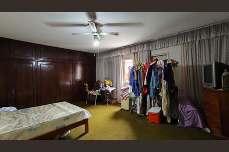 Casa para alugar com 212m², 3 quartos e 2 vagasSuíte