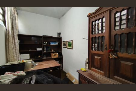 Casa para alugar com 212m², 3 quartos e 2 vagasEscritório