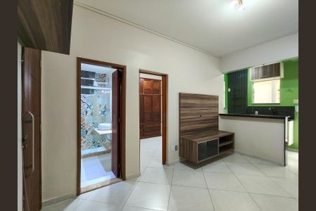 Apartamento à venda com 42m², 1 quarto e sem vagaSala
