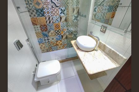 Apartamento à venda com 42m², 1 quarto e sem vagaBanheiro Corredor