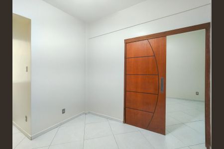 Apartamento à venda com 42m², 1 quarto e sem vagaQuarto