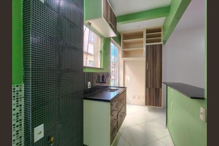 Apartamento à venda com 42m², 1 quarto e sem vagaCozinha e Área de Serviço