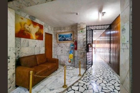 Apartamento à venda com 42m², 1 quarto e sem vagaFachada e portaria