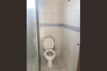 Banheiro de apartamento para alugar com 1 quarto, 27m² em Centro, São Leopoldo