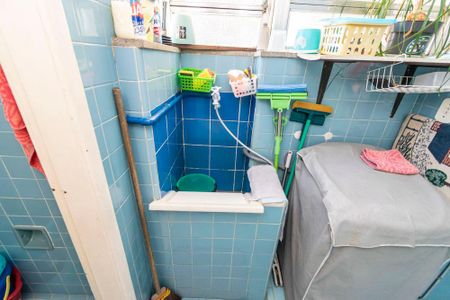 Apartamento à venda com 70m², 2 quartos e 1 vagaÁrea de Serviço