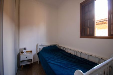 Casa à venda com 173m², 3 quartos e 2 vagas Casa à venda com 173m², 3 quartos e 2 vagasQuarto 2