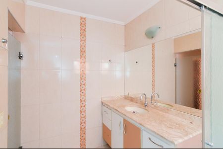 Casa à venda com 200m², 4 quartos e 1 vagaBanheiro da Suíte