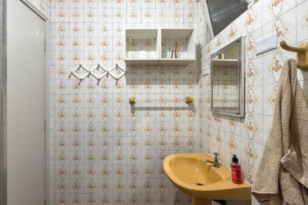 Apartamento para alugar com 60m², 2 quartos e 1 vagaBanheiro 