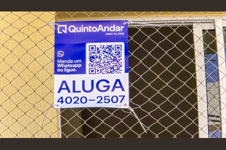 Apartamento para alugar com 47m², 2 quartos e 1 vagaFachada do Prédio com placa