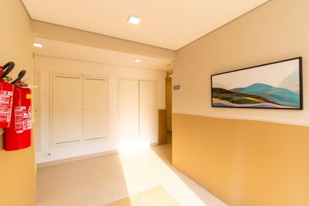 Apartamento à venda com 32m², 2 quartos e sem vagaÁrea comum