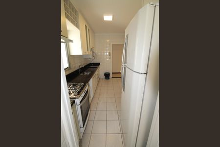 Apartamento para alugar com 94m², 3 quartos e 2 vagasCozinha