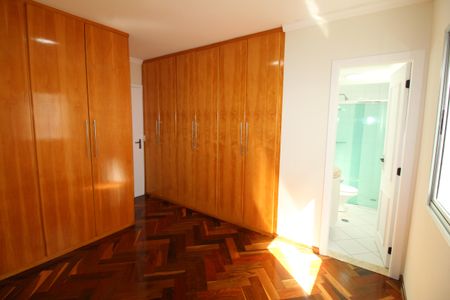 Apartamento para alugar com 94m², 3 quartos e 2 vagasSuíte