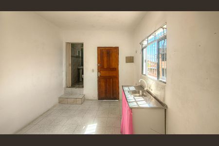 Casa para alugar com 30m², 1 quarto e sem vaga Casa para alugar com 30m², 1 quarto e sem vagaCozinha