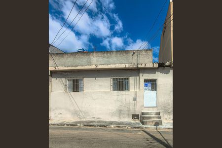 Casa para alugar com 30m², 1 quarto e sem vaga Casa para alugar com 30m², 1 quarto e sem vagaFachada COM PLAQUINHA INSTALADA