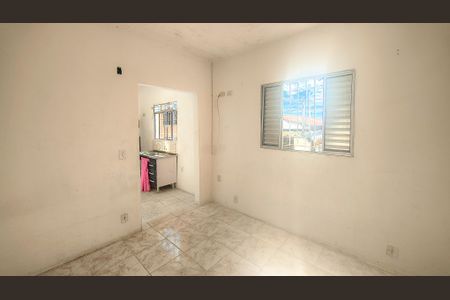 Quarto/Sala de casa para alugar com 1 quarto, 30m² em Jordanópolis, São Paulo