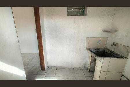 Casa para alugar com 30m², 1 quarto e sem vaga Casa para alugar com 30m², 1 quarto e sem vagaÁrea de Serviço