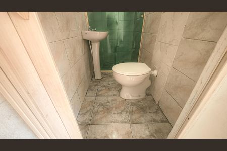 Banheiro de casa para alugar com 1 quarto, 30m² em Jordanópolis, São Paulo