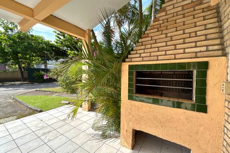 Casa de condomínio para alugar com 81m², 2 quartos e 1 vagaChurrasqueira